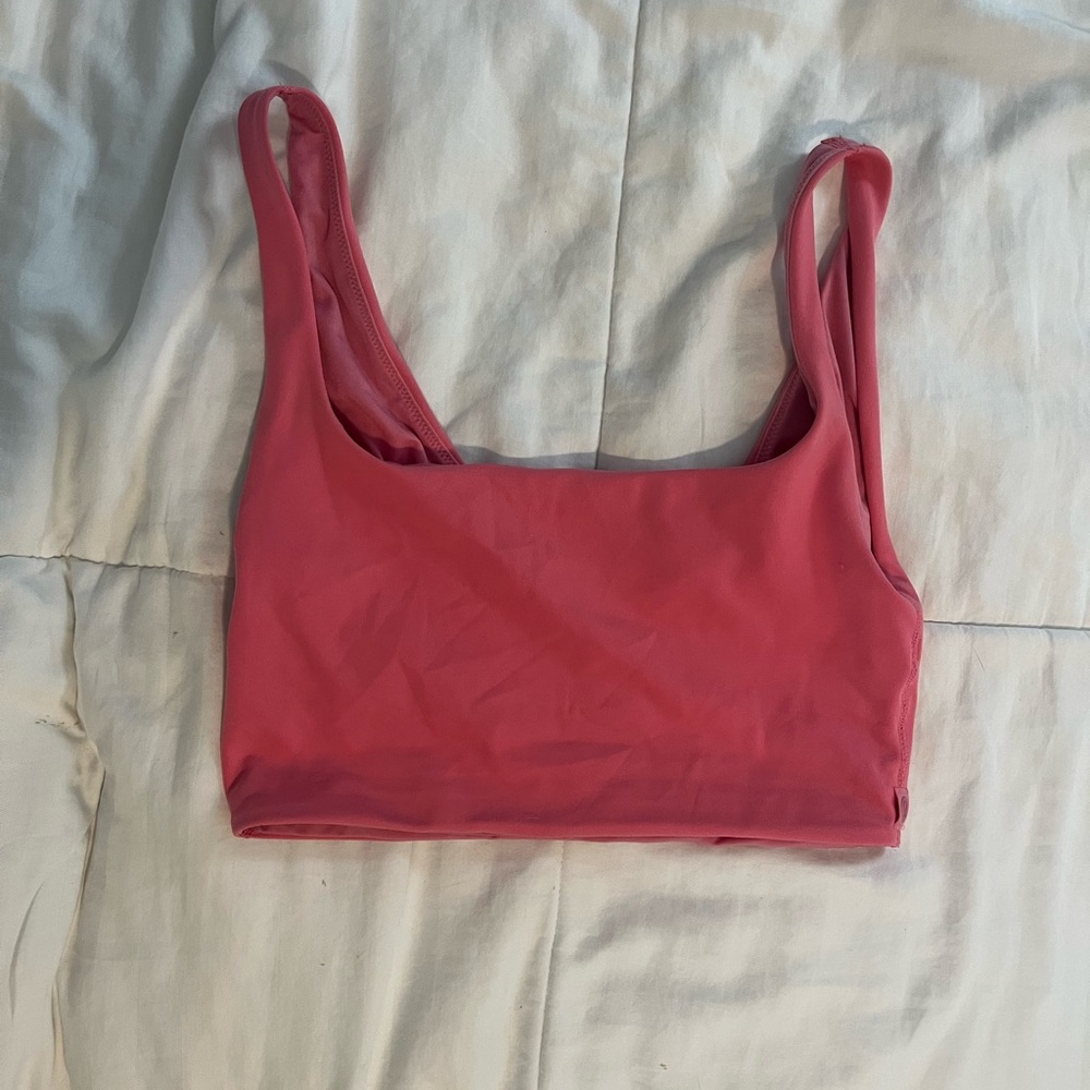 Lululemon pink top